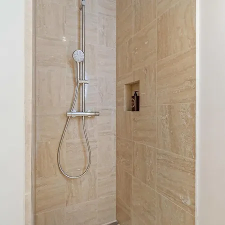 Modern With King Bed, Walk To Attractions Luxembourg