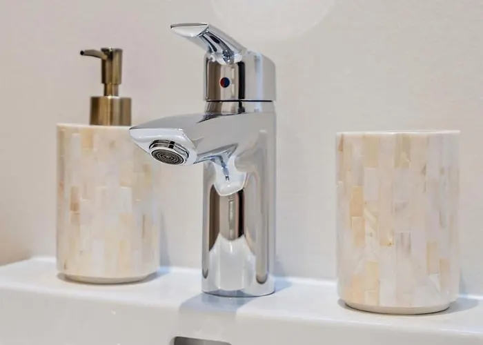 Modern With King Bed, Walk To Attractions * Λουξεμβούργο