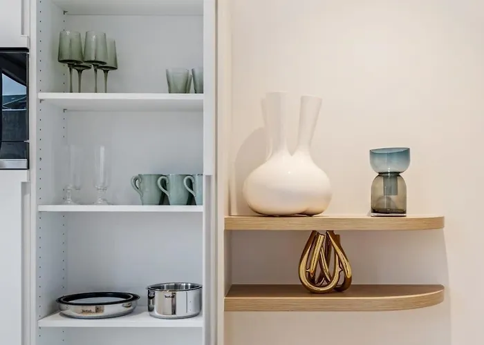 Modern With King Bed, Walk To Attractions Λουξεμβούργο