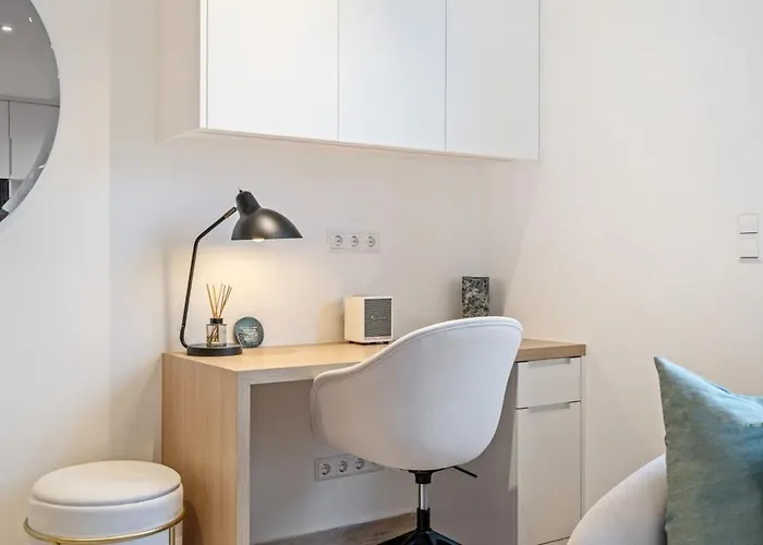 Διαμέρισμα Modern With King Bed, Walk To Attractions Λουξεμβούργο