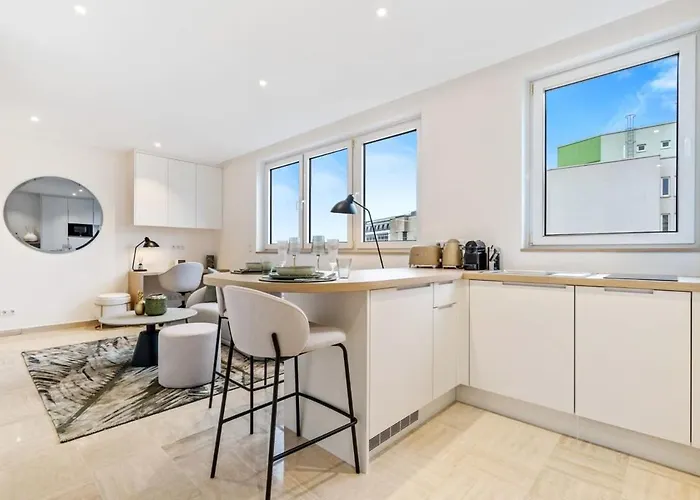 Modern With King Bed, Walk To Attractions * Λουξεμβούργο